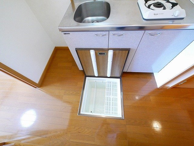 セレーノ東生駒Ｂ棟の設備|床下収納があります