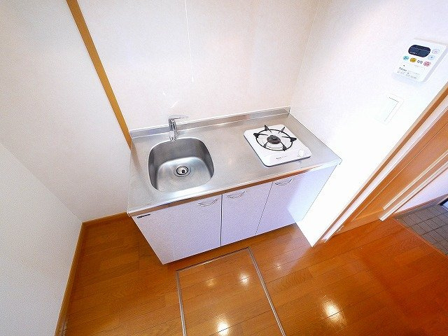 セレーノ東生駒Ｂ棟のキッチン|キッチンでお料理をお楽しみください