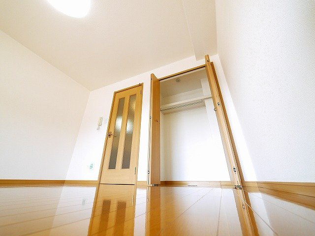 セレーノ東生駒Ｂ棟の収納|収納スペース豊富です