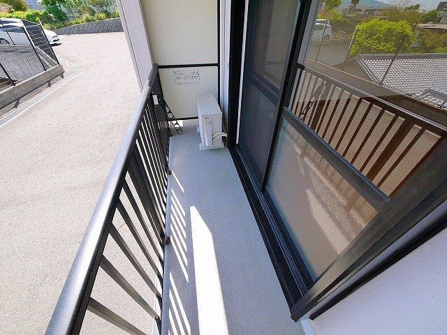 セレーノ東生駒Ｂ棟のバルコニー|落ち着いた時間を過ごせるバルコニーです