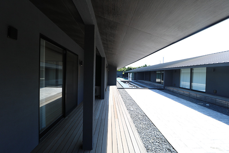 Garesidence 袖ケ浦 ZEN PAVILIONのバルコニー|ウッドデッキからの眺望