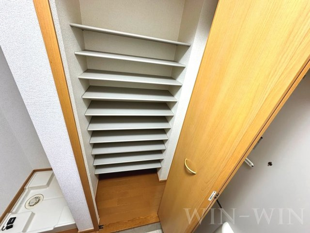 ミニョン アンジュの玄関