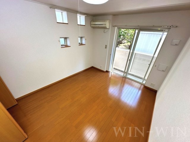 ミニョン アンジュの居間・リビング