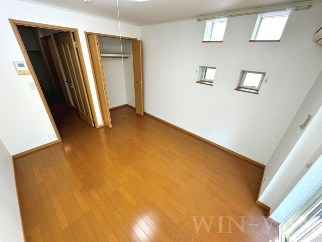 ミニョン アンジュの居間・リビング