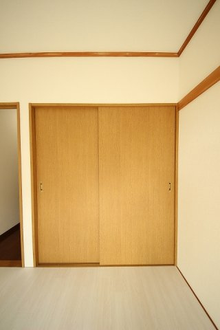 ライブハウスⅡの収納|同施工会社の同型モデルの別のお部屋のお写真です