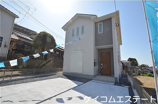 新築住宅　永犬丸東町２丁目の駐車場