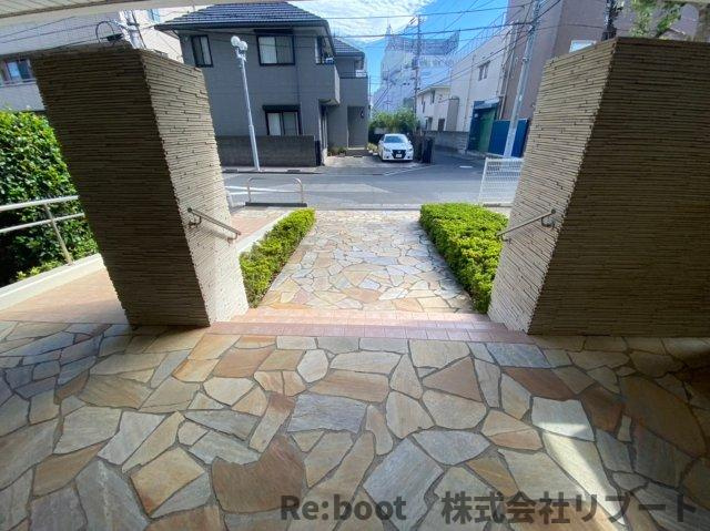 コンフォート津田沼壱番館のエントランス