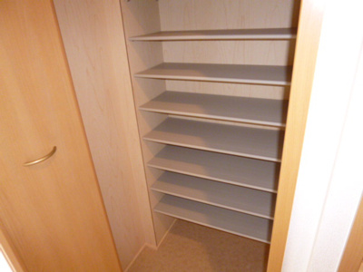 【内装】 | ポミエ | シューズボックス