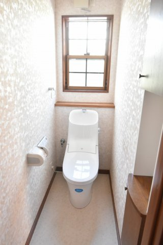 【トイレ】 | 北本市宮内１丁目　中古一戸建て | 1階トイレ