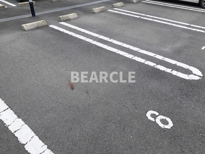 【駐車場】 | グローリア2 | 駐車場完備です
