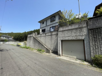 【前面道路含む現地写真】 | 大津市緑町10-19　中古戸建 | 2024年04月　撮影