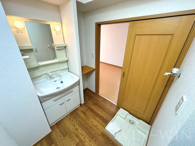 リーヴァ菅池 Bの独立洗面台