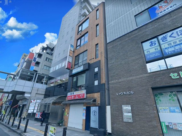 小山ビルの外観