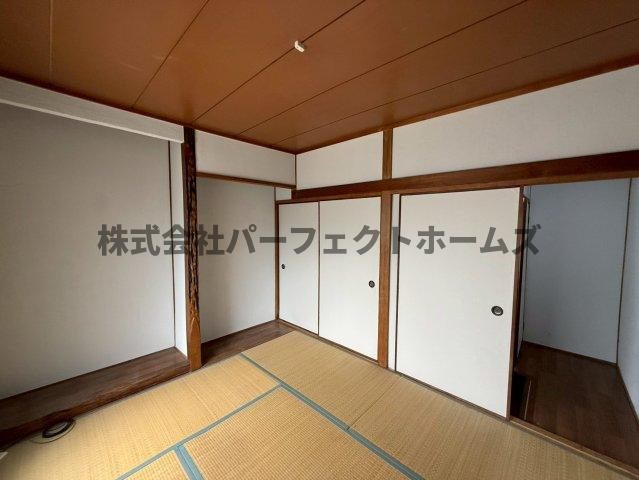 養父元町テラスハウス　賃貸の和室|和室があると落ち着いた雰囲気になりますね