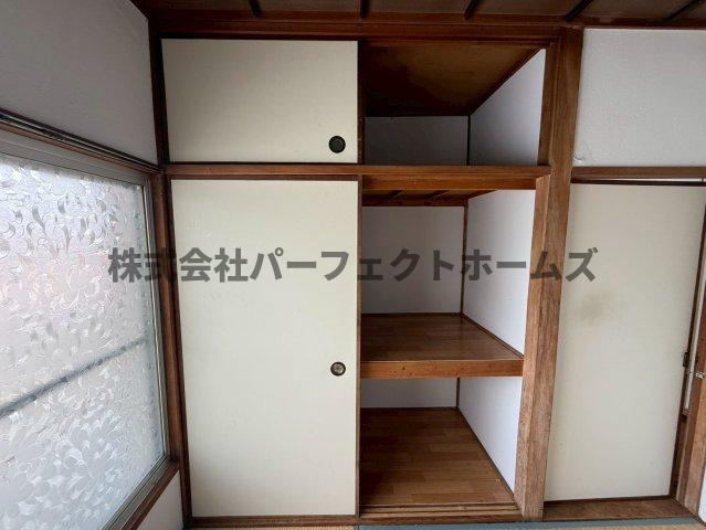 養父元町テラスハウス　賃貸の収納|収納豊富です