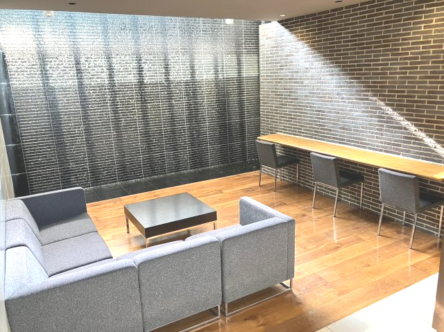 パークアソシア ザ・ガーデンのその他共用部分|エントランスには、来客用の待合スペースがあります！