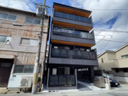 NU岸里駅前の画像