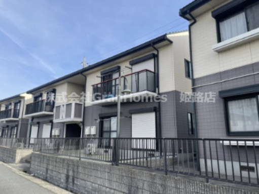 クレスコ Ｂ棟の外観