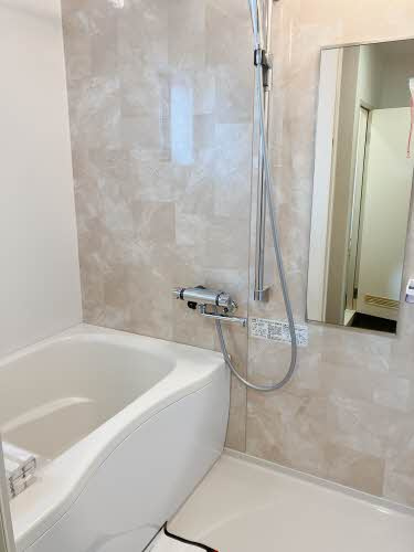 クレスコ Ｂ棟の浴室