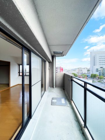 コムフォートブル松ノ内のバルコニー