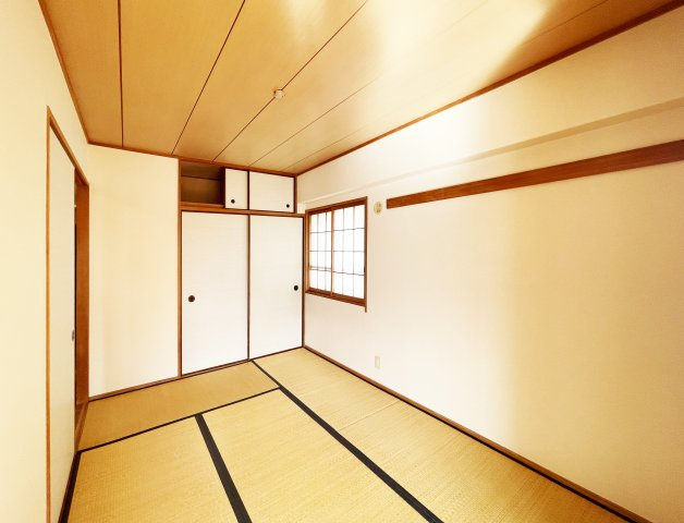 コムフォートブル松ノ内の和室