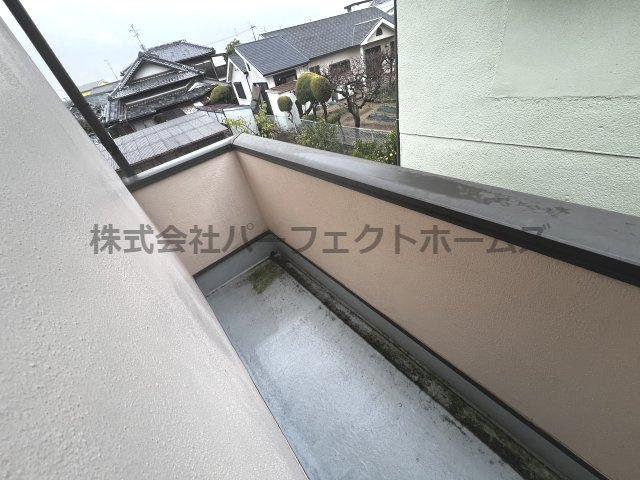 高田1丁目戸建のバルコニー|陽当たり良好なバルコニーです