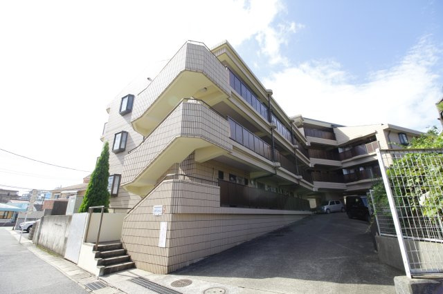 【外観】 | UKマンション | 外はこのようになっています