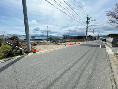 【前面道路含む現地写真】 | 亀山市太岡寺町《全3区画》