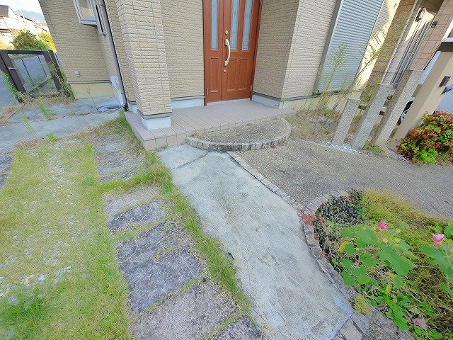 富堂町一戸建て（147-13）の駐車場