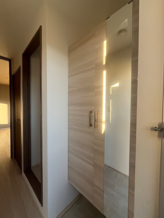 アネックスM（アネックスエム）【キャッシュバック対象物件】の玄関|毎日通る玄関はこちらです