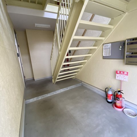 マヤパティオ　Ａ棟　（室蘭市共同住宅事業）のエントランス|毎日通るエントランスはこのようになっています