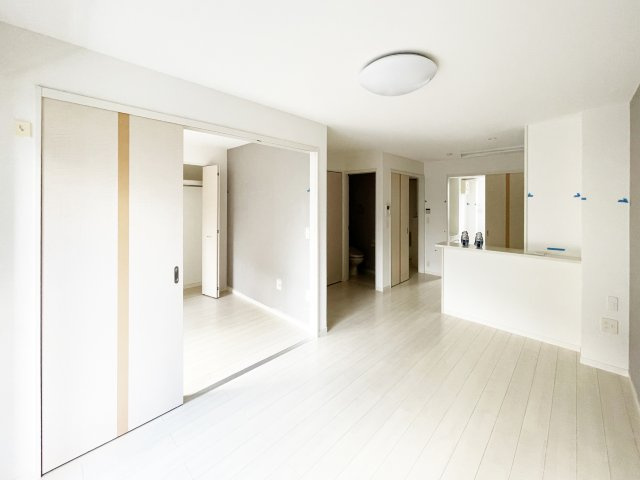 シャルムの居間・リビング