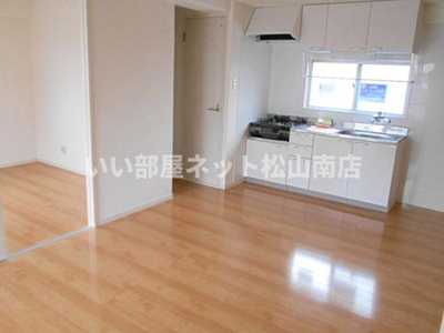 【居間・リビング】 | メゾン山越