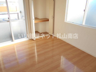 【内装】 | メゾン山越