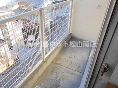 【バルコニー】 | メゾン山越