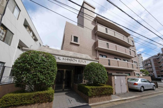 【外観】 | 別府駅まで徒歩3分の好立地。生活利便施設が徒歩圏内に充実しており、長く快適に暮らせる環境が整っています