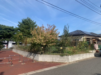 【前面道路含む現地写真】 | 千葉市緑区おゆみ野中央8丁目　平家一戸建　ＪＲ外房線「鎌取駅」南東南西の角地です。遊歩道があり、散策に便利♪