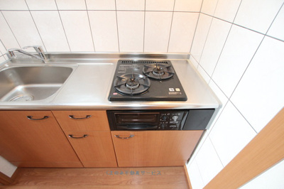 【キッチン】 | ハイム行村 | お料理しやすいキッチンです
ハイム行村　205号室　2018年9月11日撮影