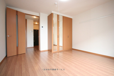 【内装】 | ハイム行村 | おしゃれな内装です
ハイム行村　205号室　2018年9月11日撮影