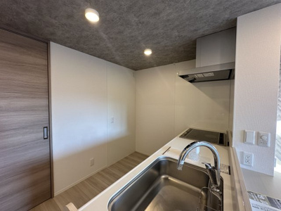 【キッチン】 | シーダールシア