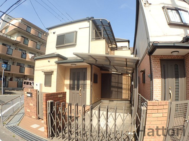 利倉西2丁目戸建の外観