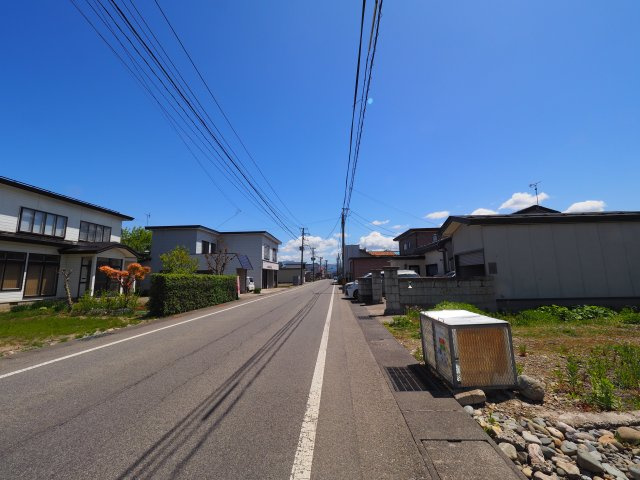 | 【建築条件なし】大仙市大曲丸子町 38.99坪(公簿)南側道路間口6.5mの狭小宅地 近隣商業地域、準防火地域