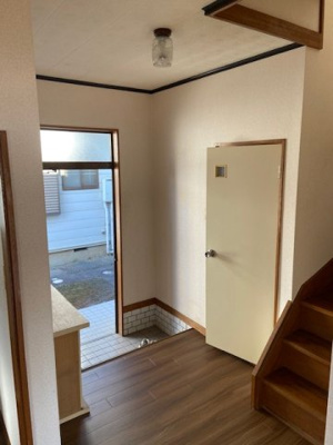 【玄関】 | 泉マンションB