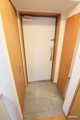 クラウンハイム淡路駅前通　仲介手数料無料の玄関
