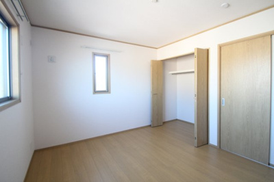 【子供部屋】 | ウィンディタウン貝島Ⅱ E | ２F北側にある洋室です