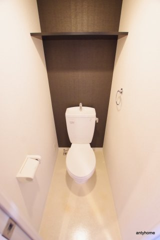 プレサンス新大阪クレスタ　仲介手数料無料のトイレ
