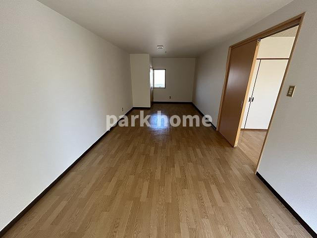 コーポMIKI Ⅰ南棟の洋室|きれいな洋室です