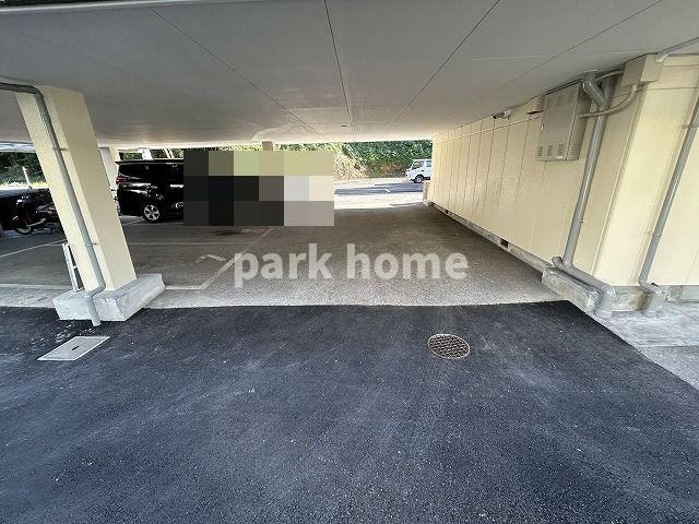 コーポMIKI Ⅰ南棟の駐車場|カースペースがあります