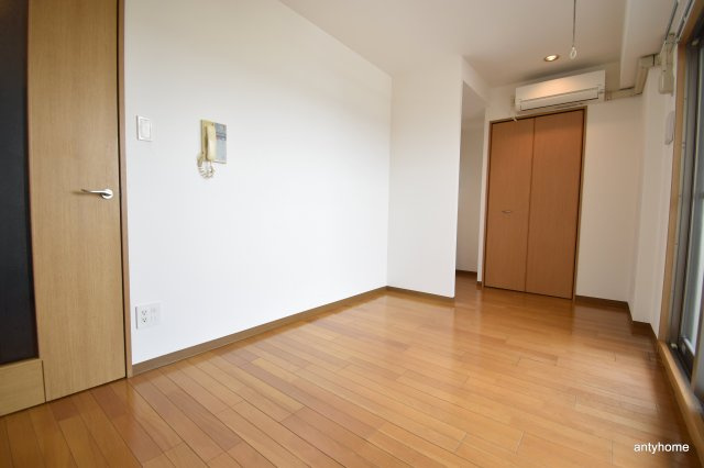 アーデン江坂　仲介手数料無料の洋室