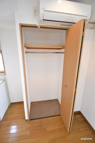 アーデン江坂　仲介手数料無料の収納